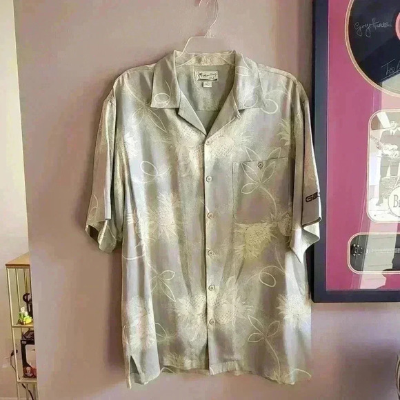 Monterey Club Hawaiian Silk Shirt Men Size M Button Up Short Sleeve Light Green - Picture 1 of 10